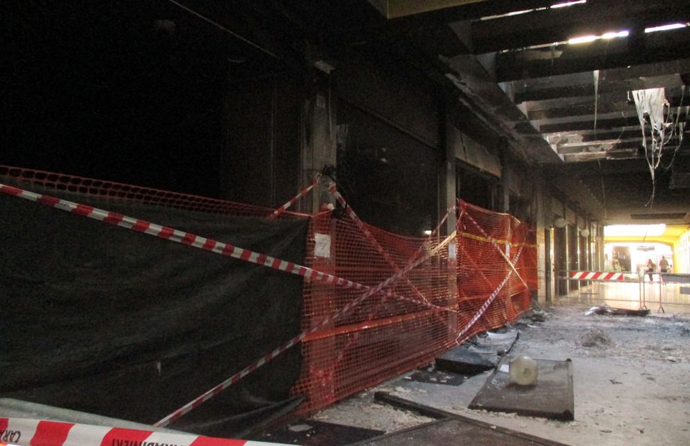 incendio Galleria Mirabello Abbiategrasso